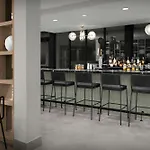 Fairfield By Marriott Inn & Suites Paris
