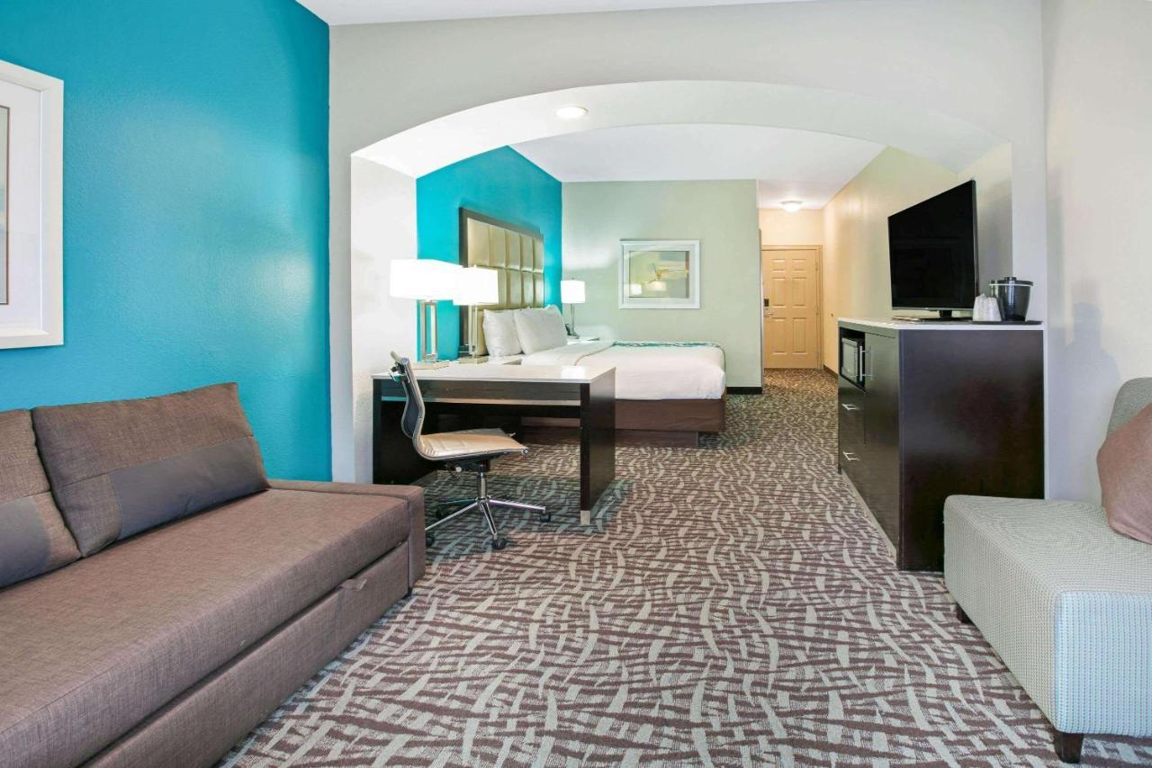 La Quinta And By Wyndham 3*