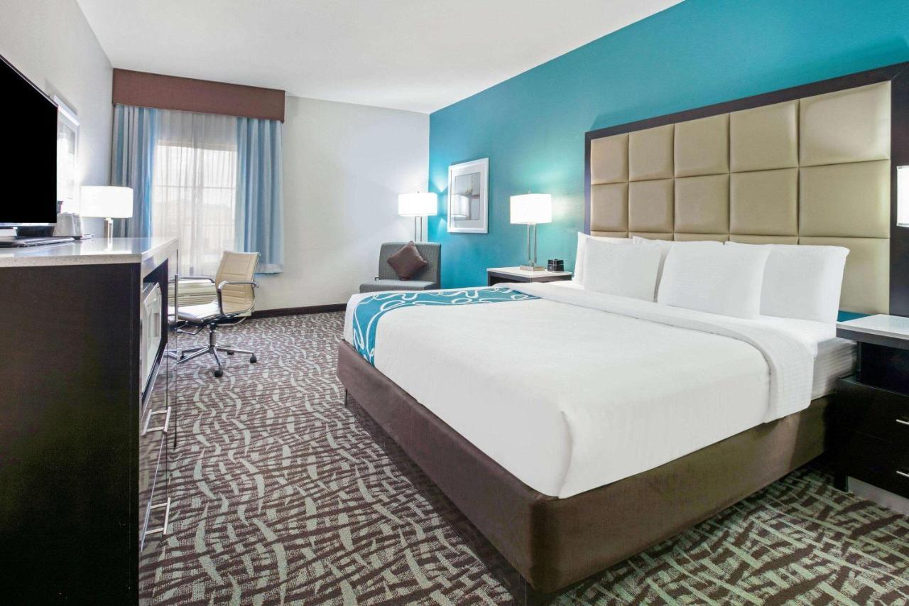 La Quinta And By Wyndham 3*