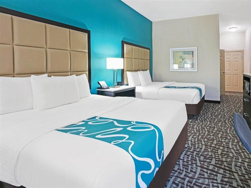 La Quinta And By Wyndham Hotel 3*