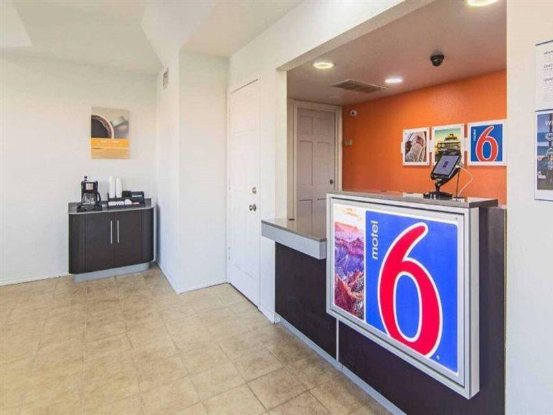 Hotel 6-paris, Tx 2*