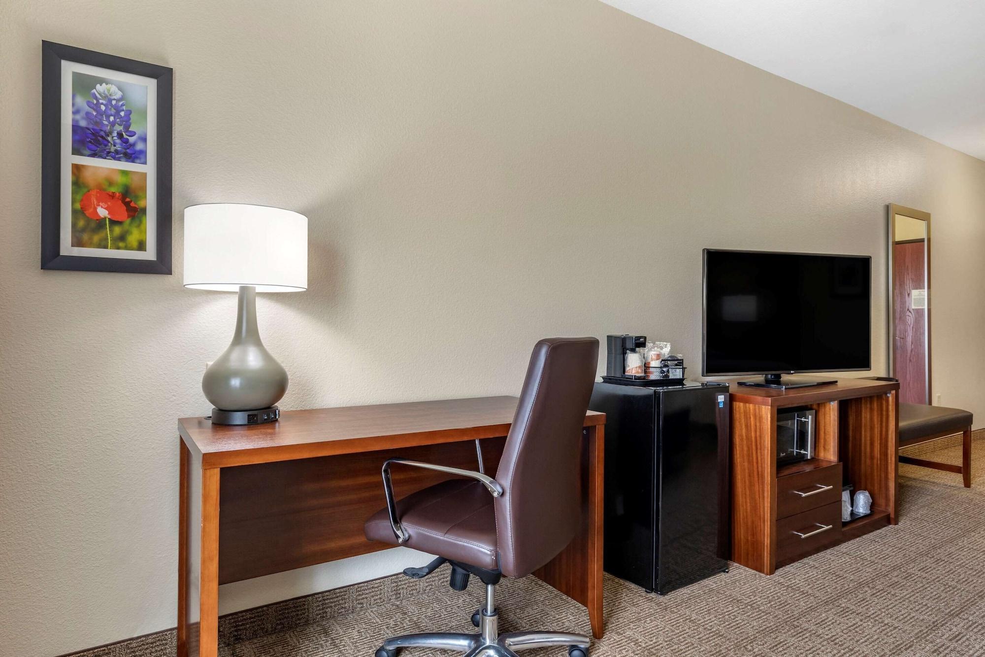 Comfort & Hotel Paris