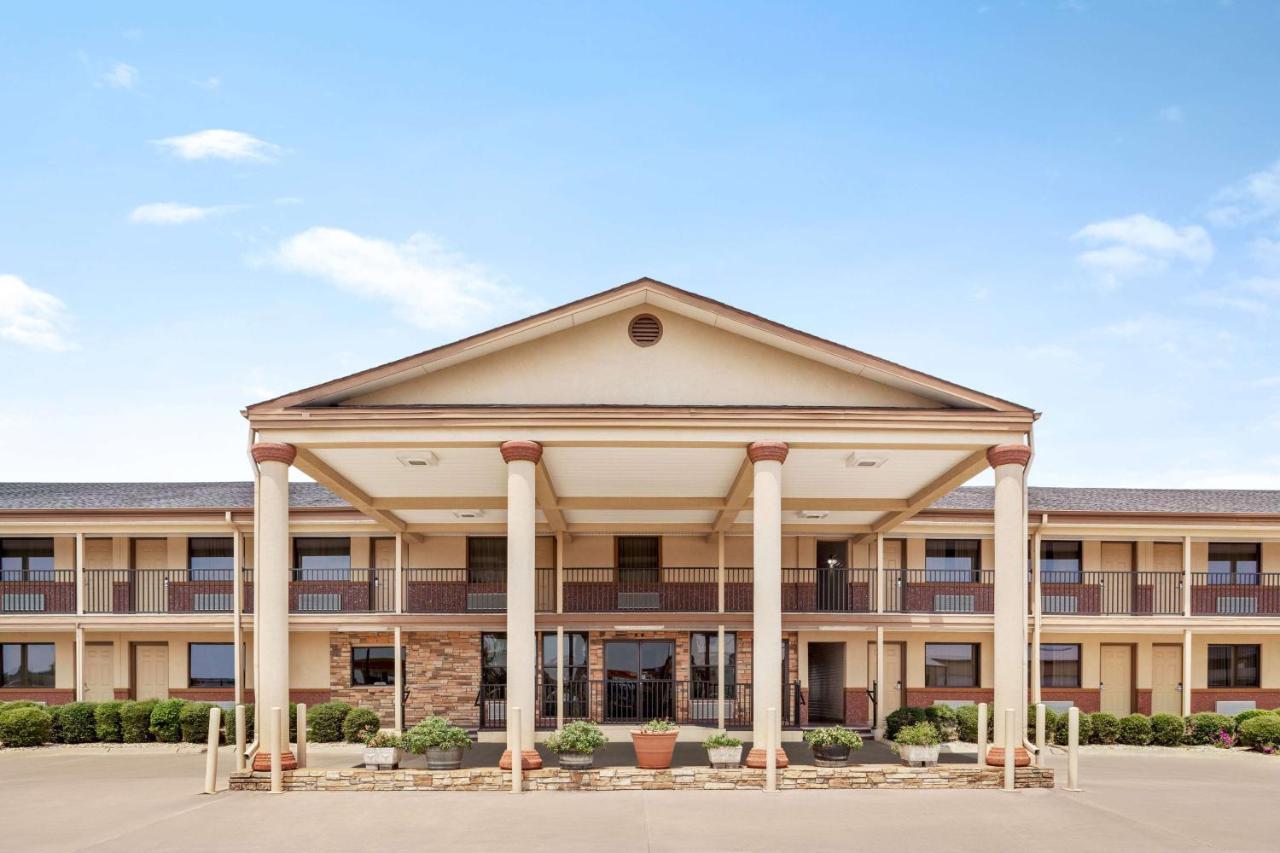 Days By Wyndham Motel 2*
