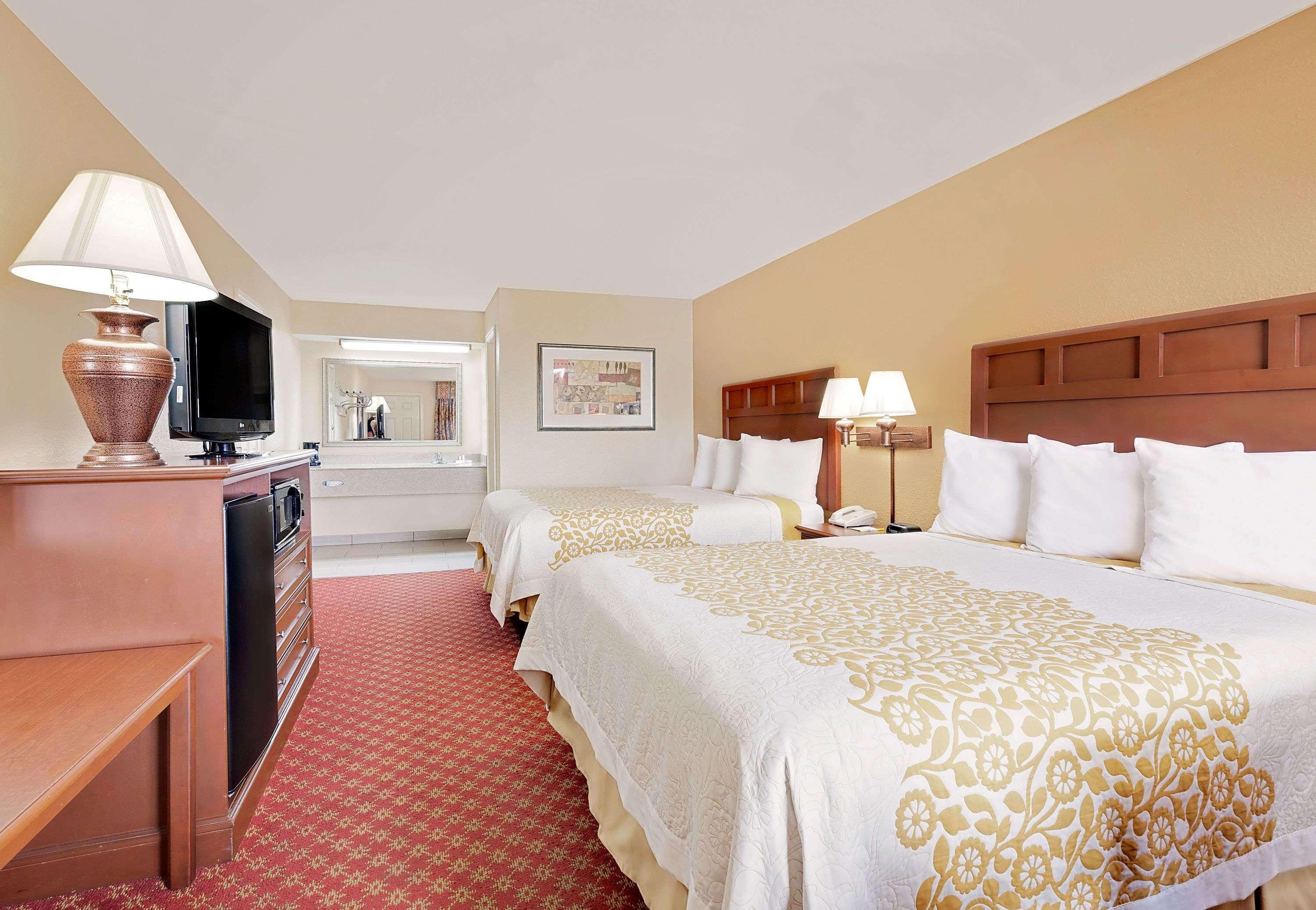 Days By Wyndham Motel 2*