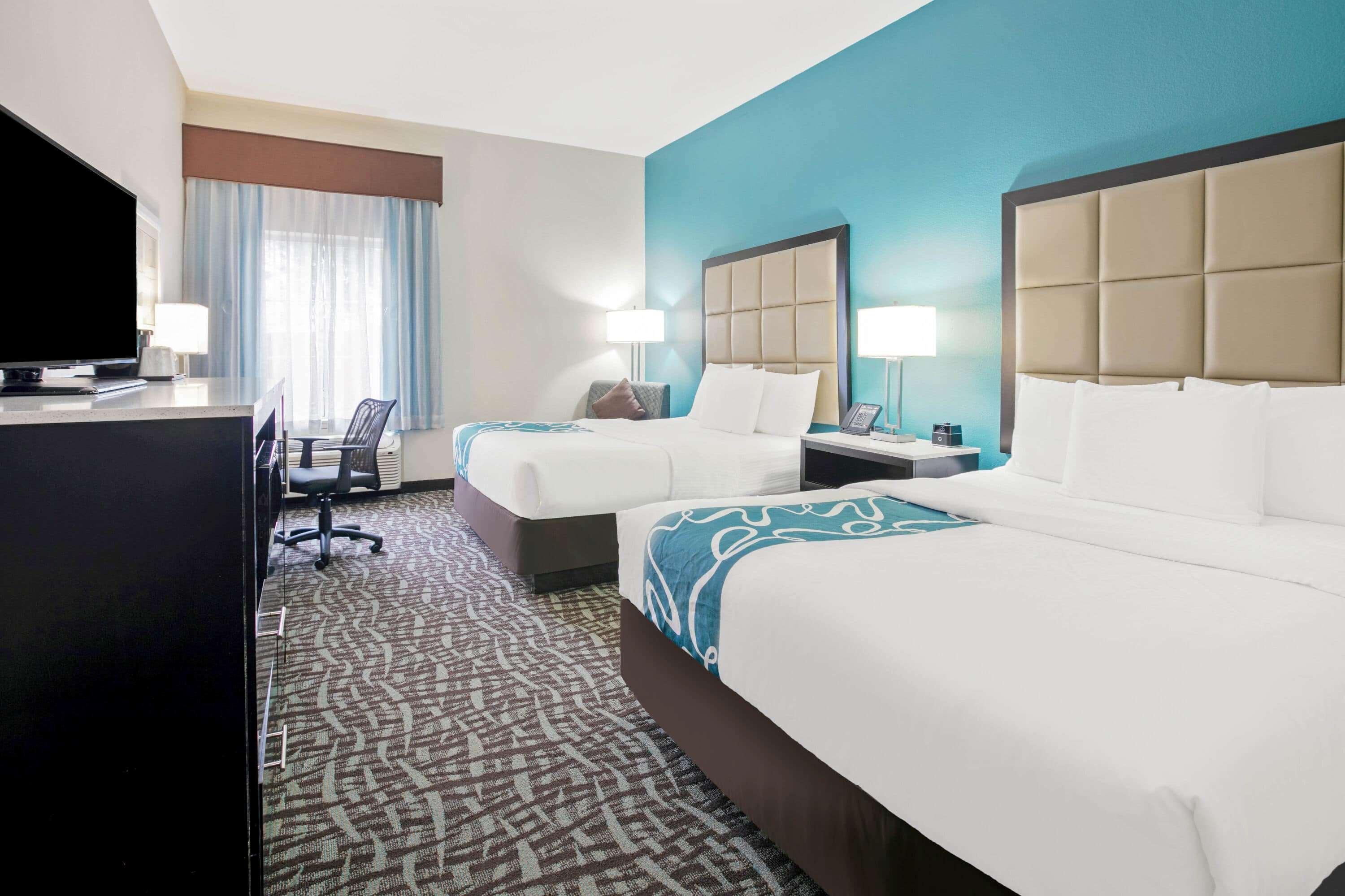 La Quinta And By Wyndham Hotel