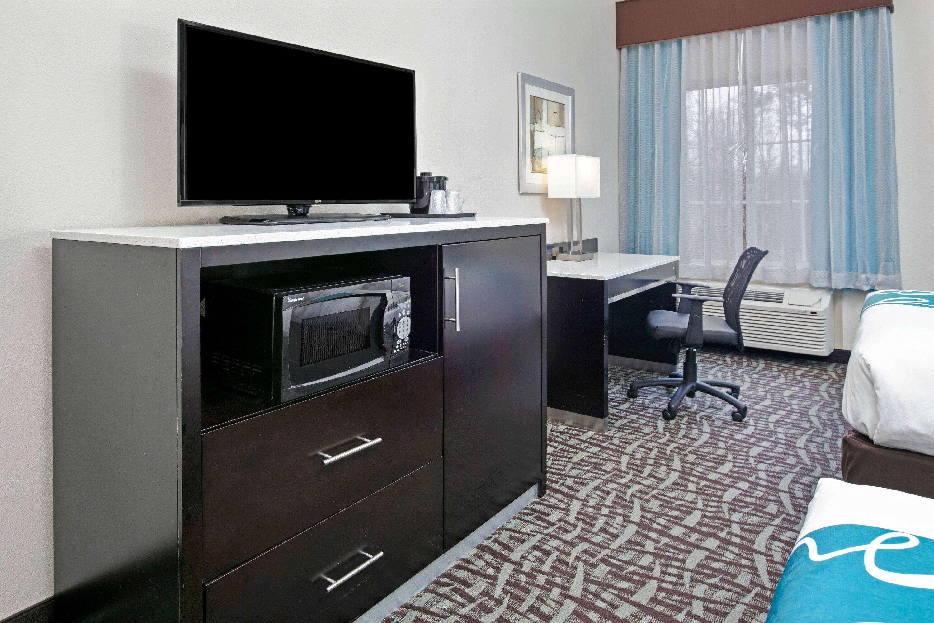 La Quinta And By Wyndham 3*