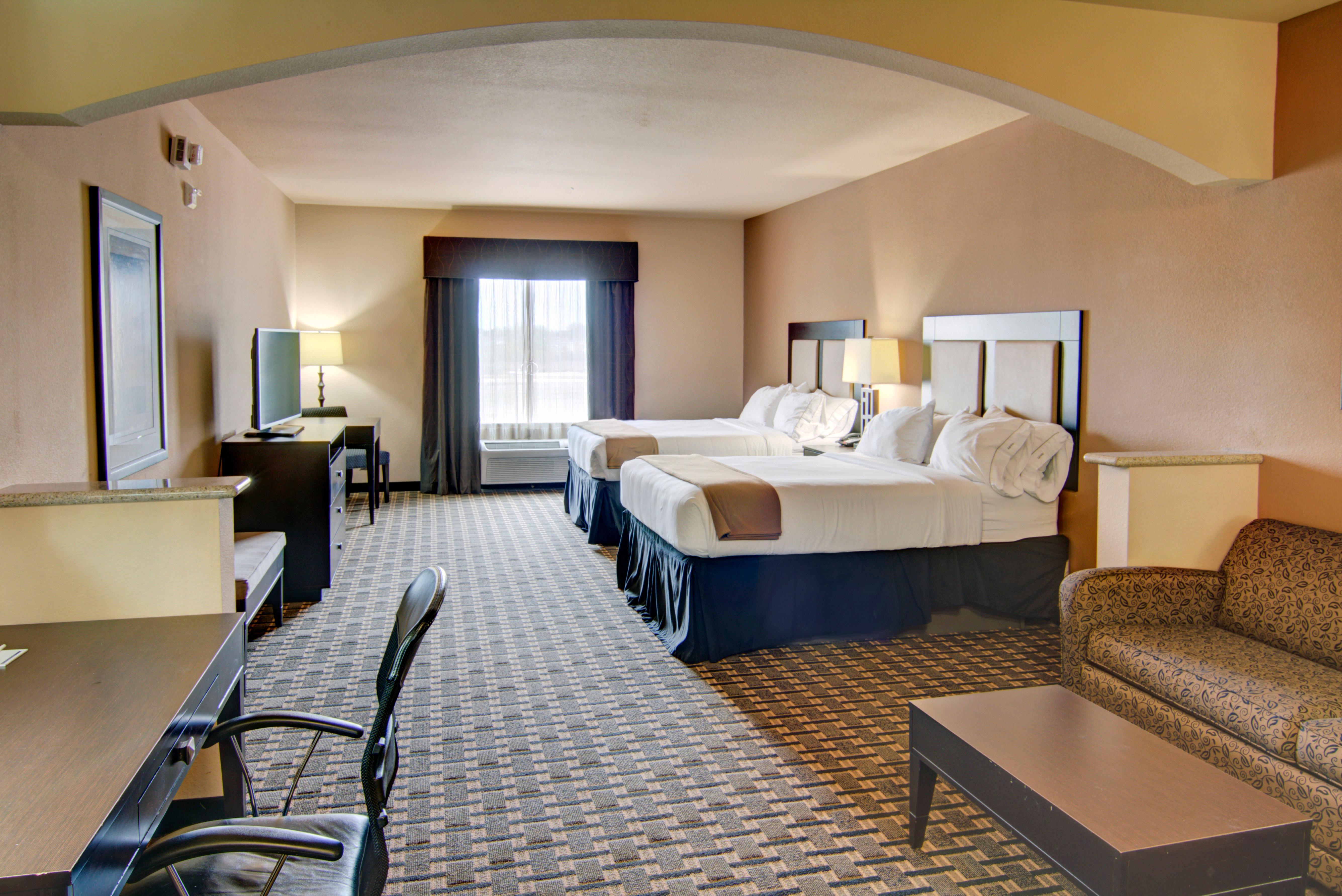 Hotel Express & By Ihg 2*