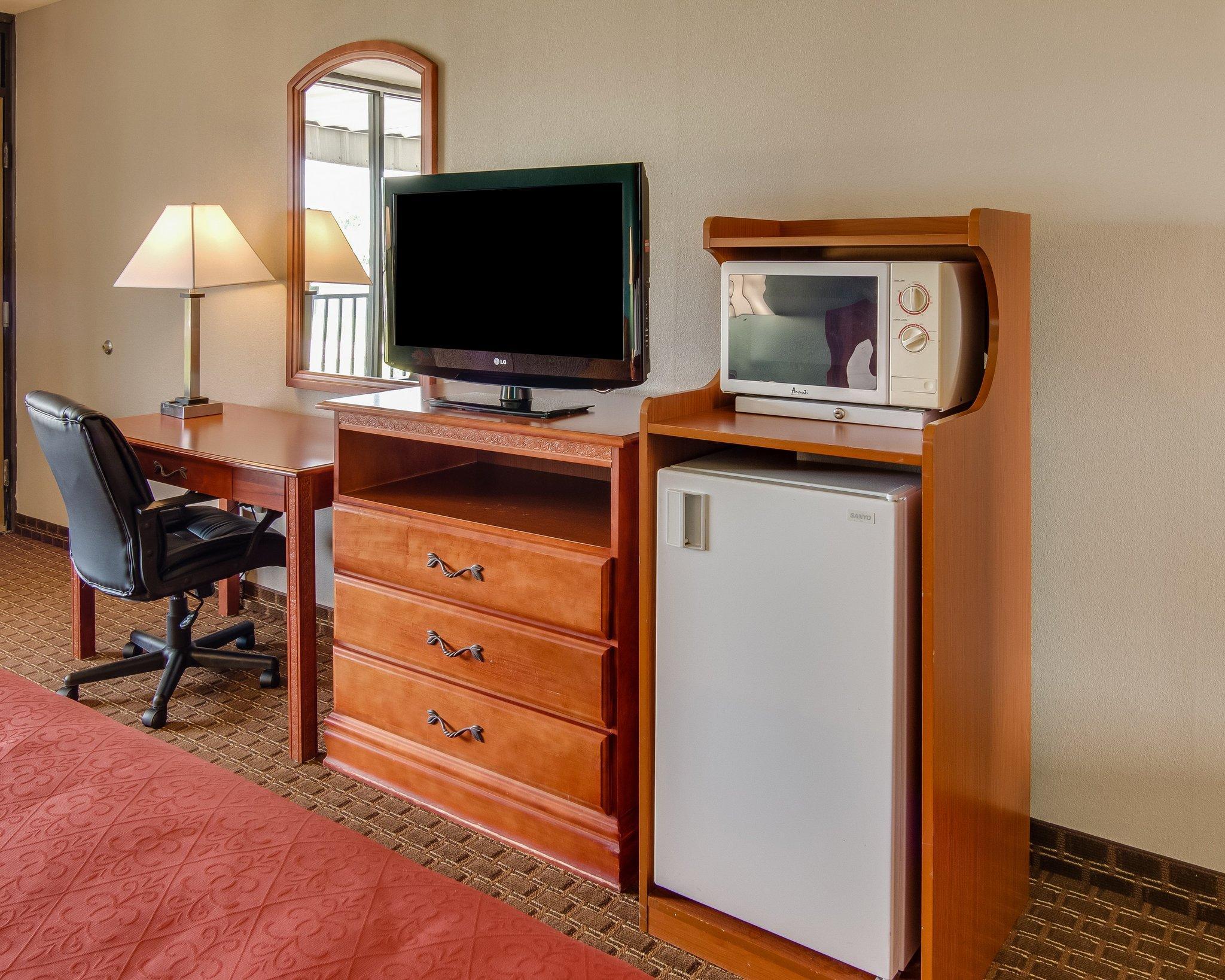 Motel Quality Texas Paris