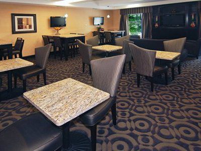 Hotel Comfort & 3*