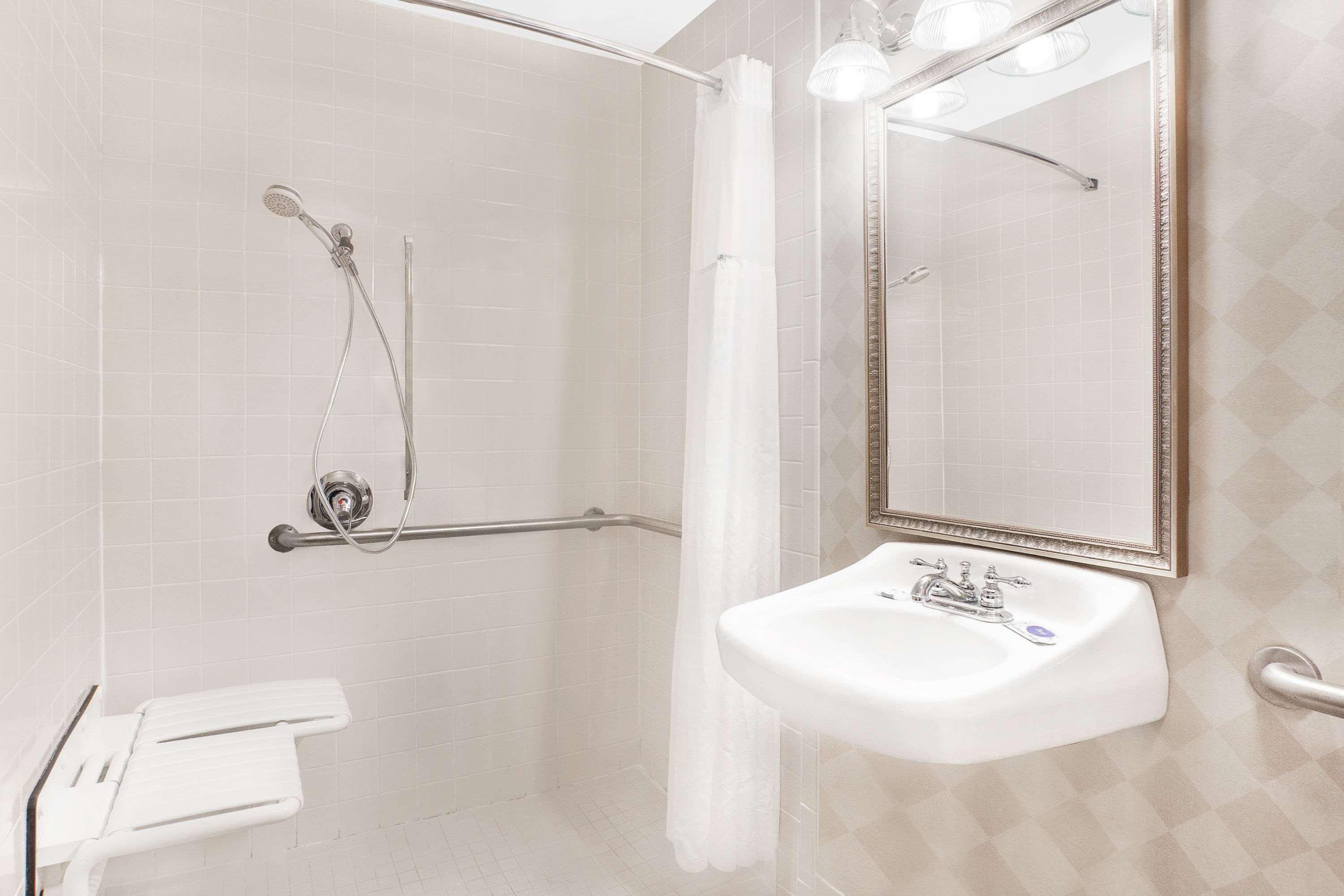 Baymont By Wyndham Hotel