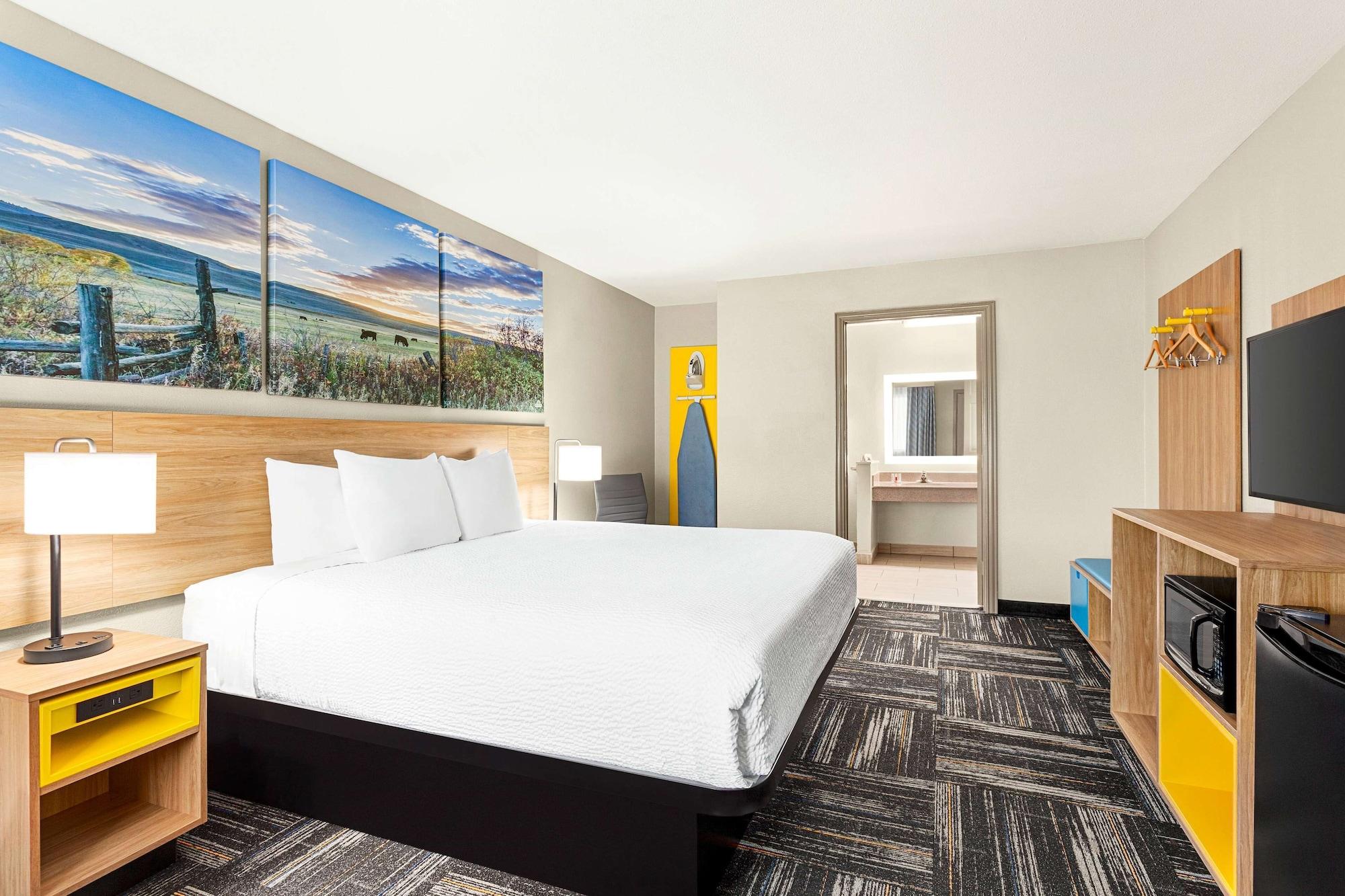 Days By Wyndham Paris