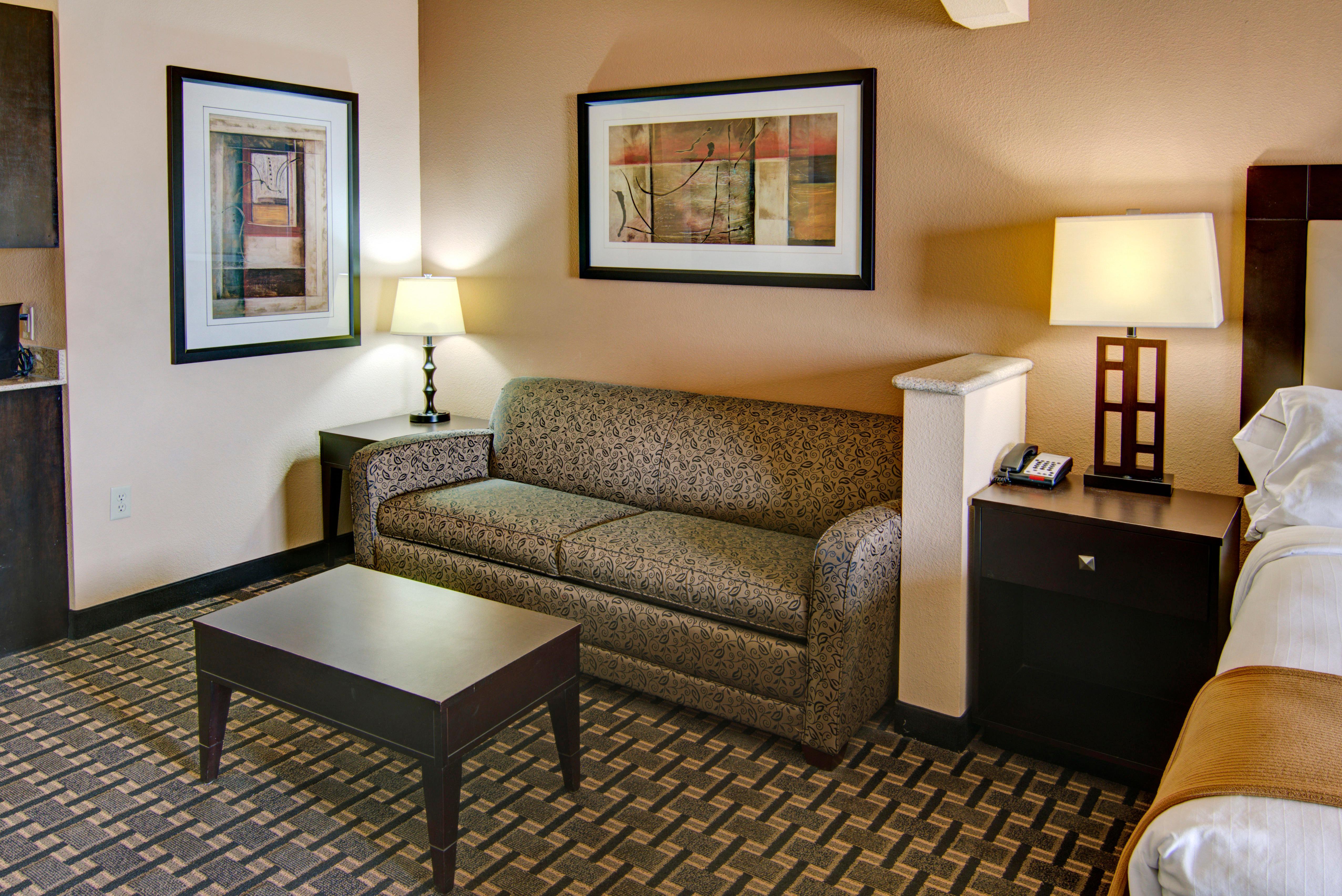 Hotel Express & By Ihg