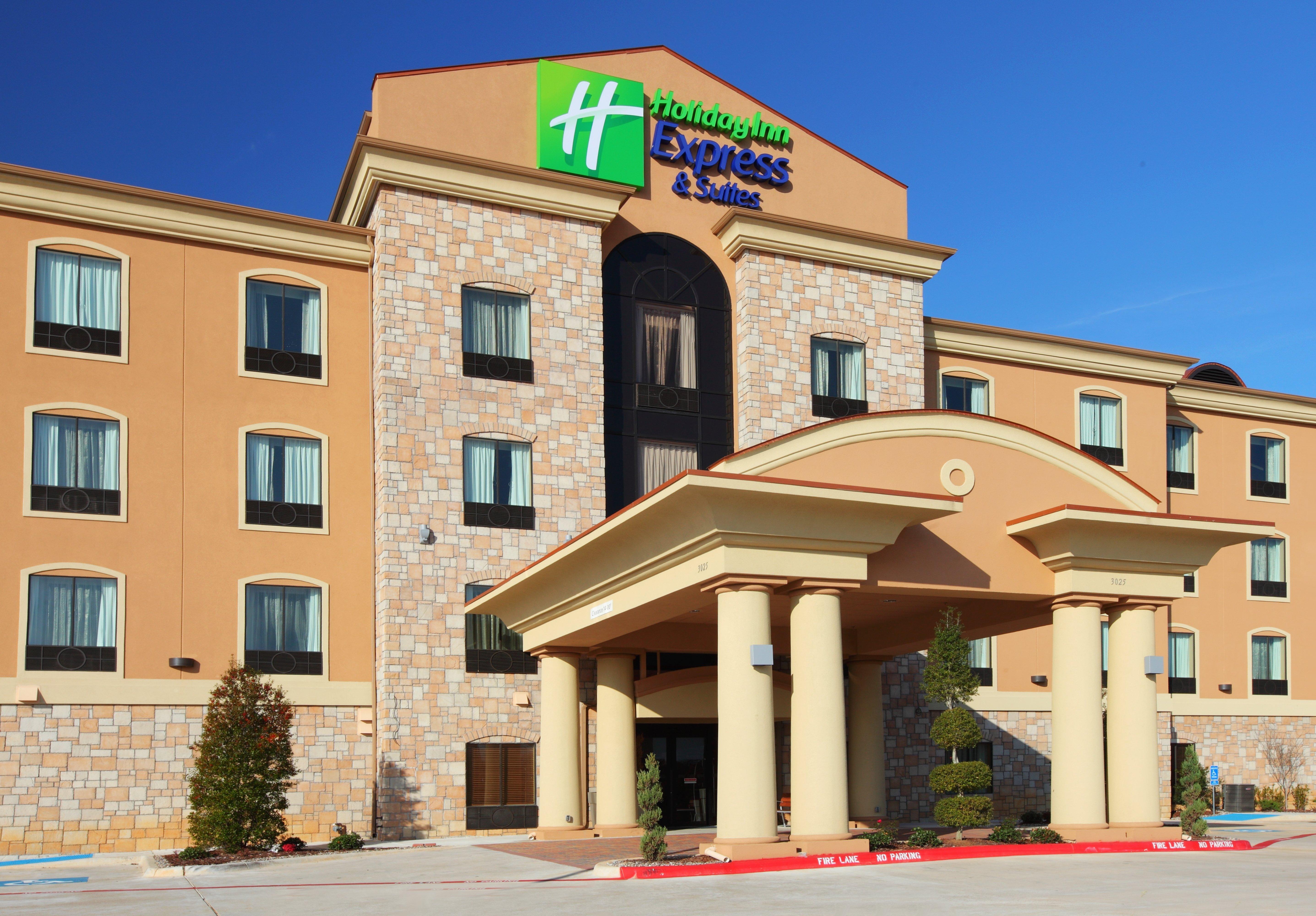 Hotel Express & By Ihg 2*