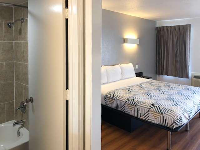 Hotel 6-paris, Tx 2*