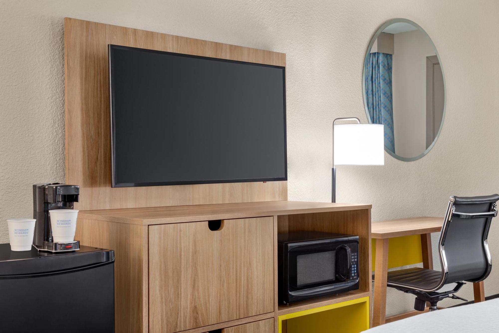Days By Wyndham Motel 2*