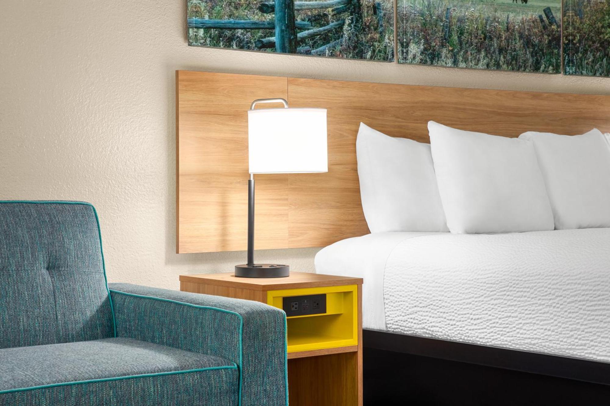 Days By Wyndham Motel