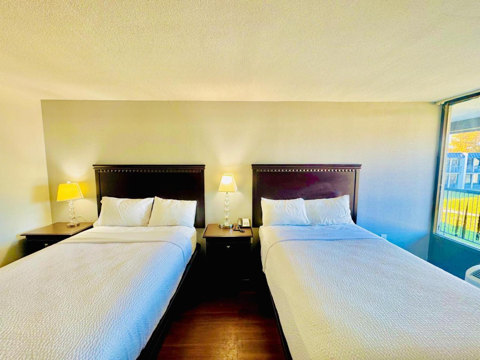 Hotel Vip And *