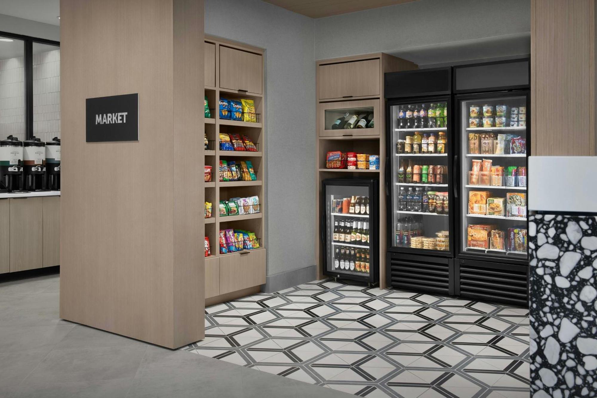 Hotel Fairfield By Marriott & 3*