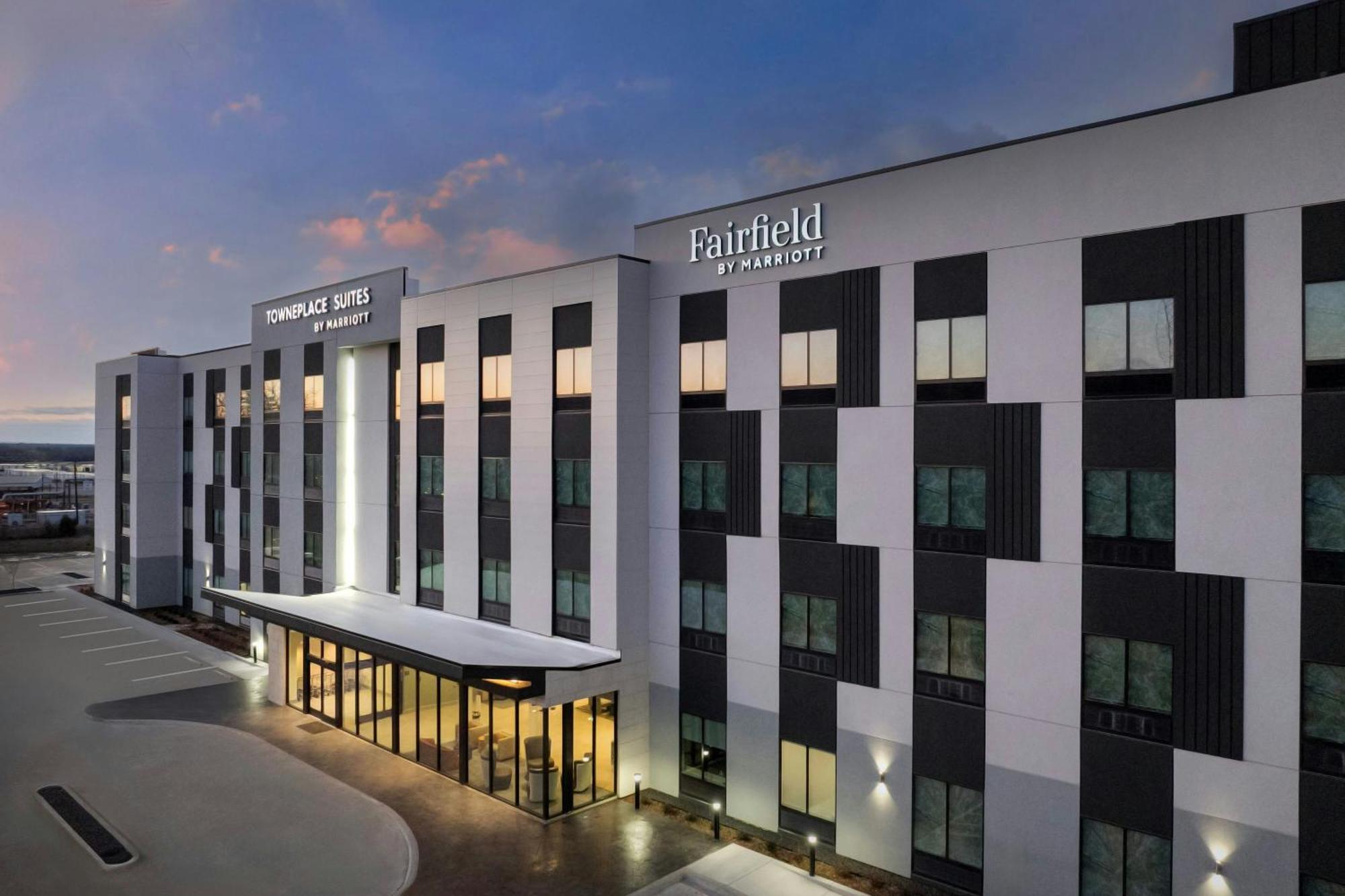 Fairfield By Marriott &