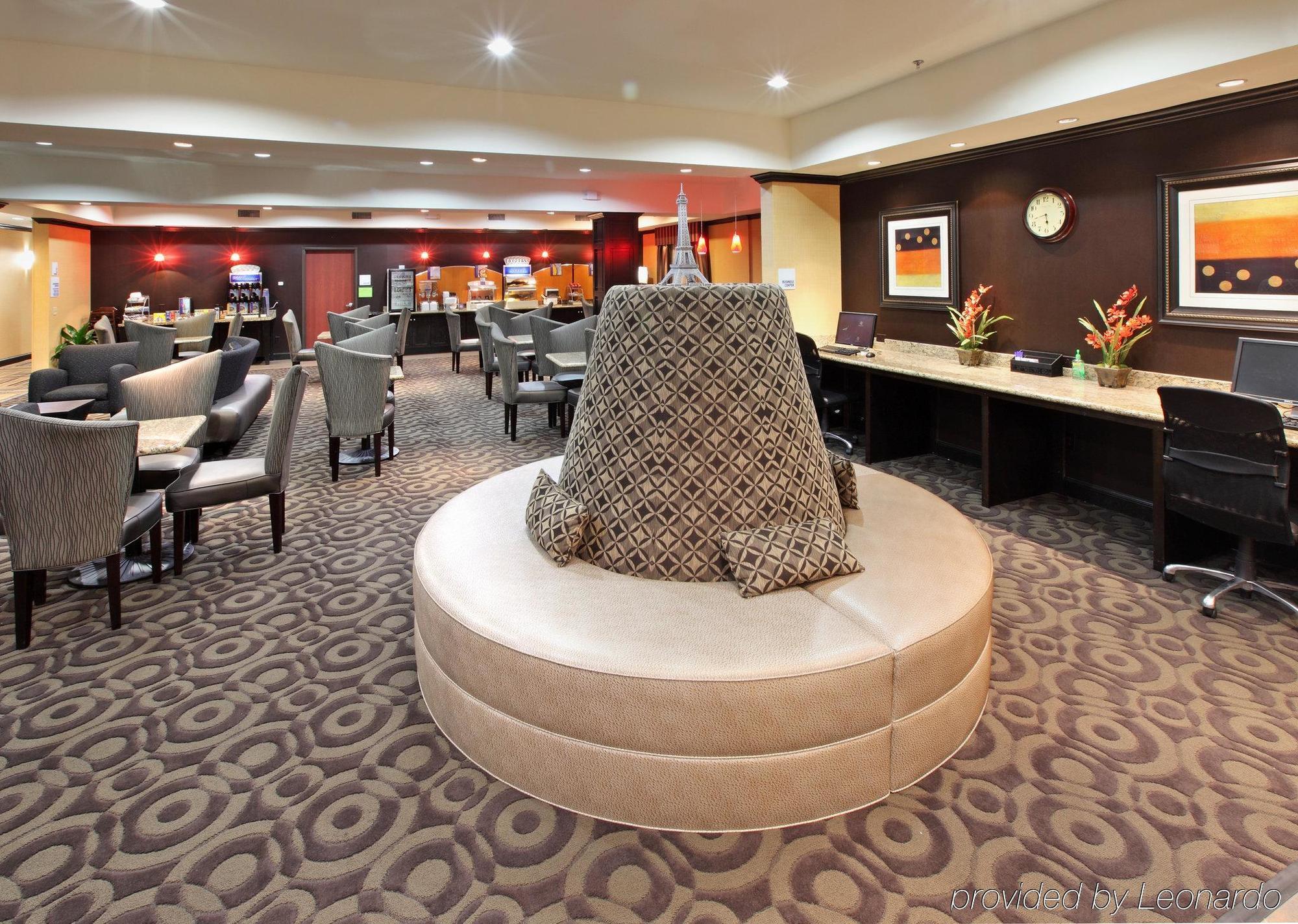 Express & By Ihg Paris