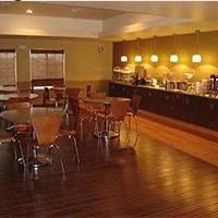 La Quinta And By Wyndham 3*