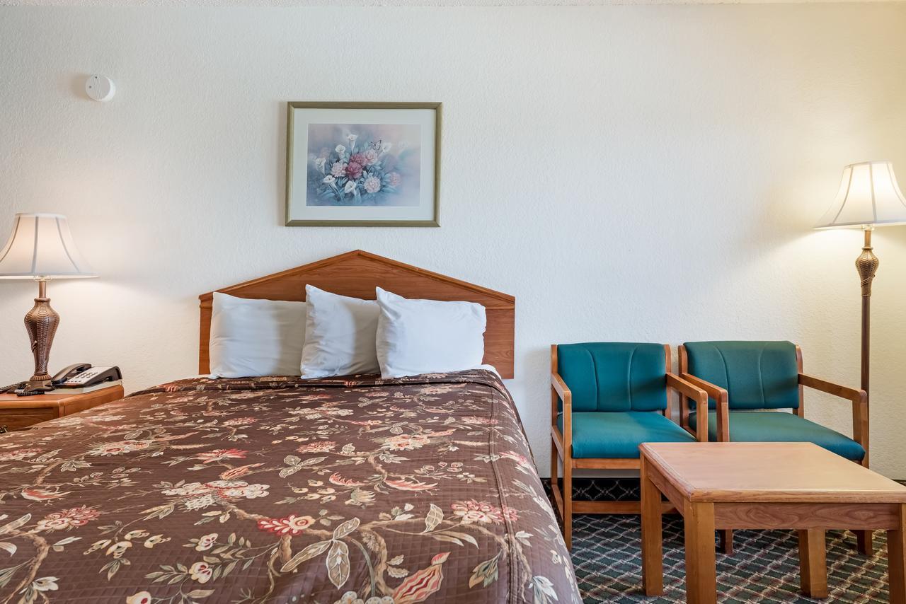 Americas Value Hotel Paris