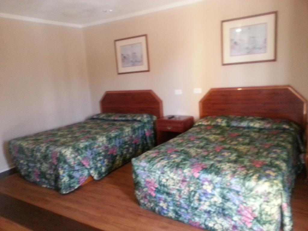 King's Motel *