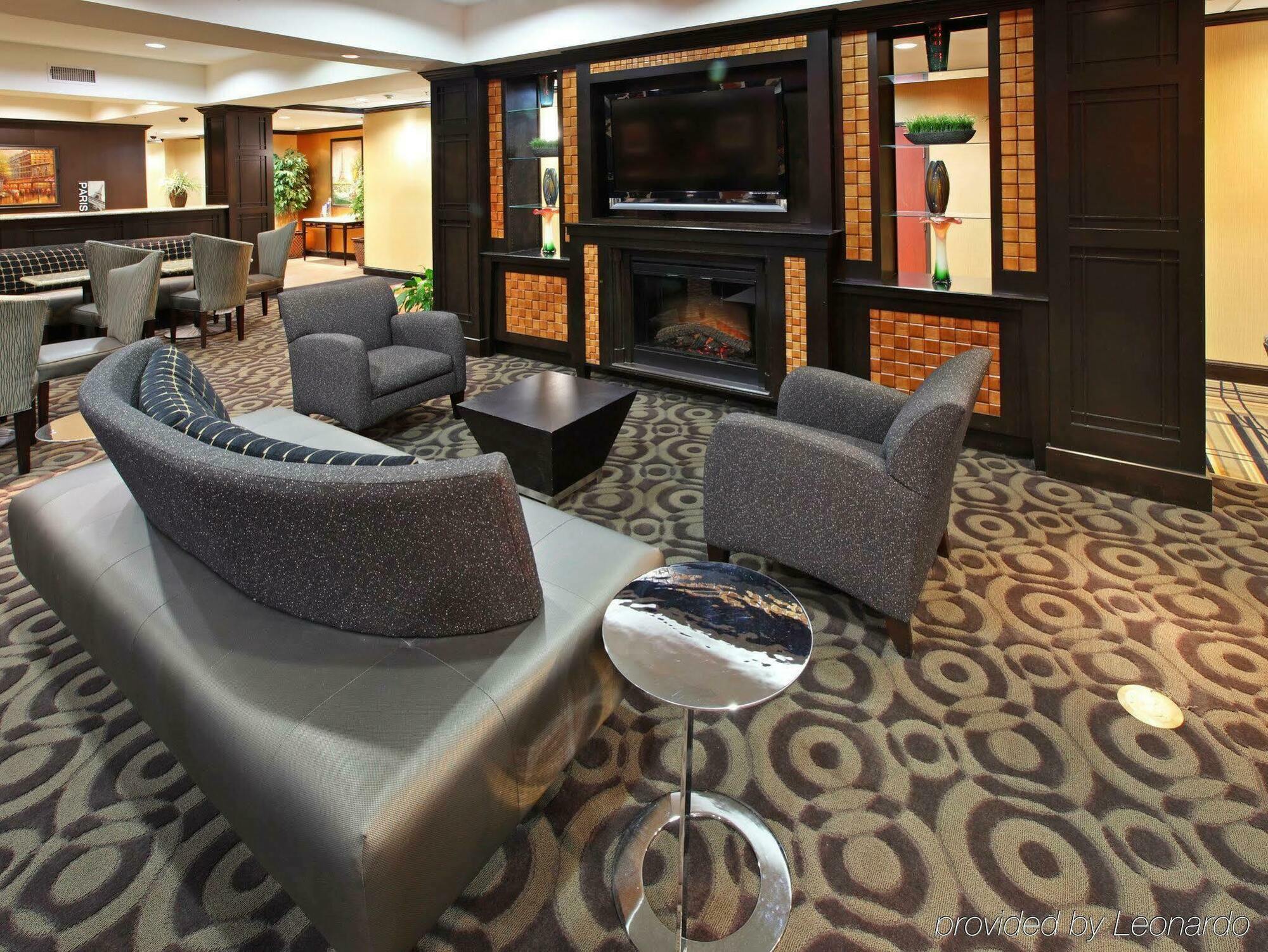Hotel Express & By Ihg 2*